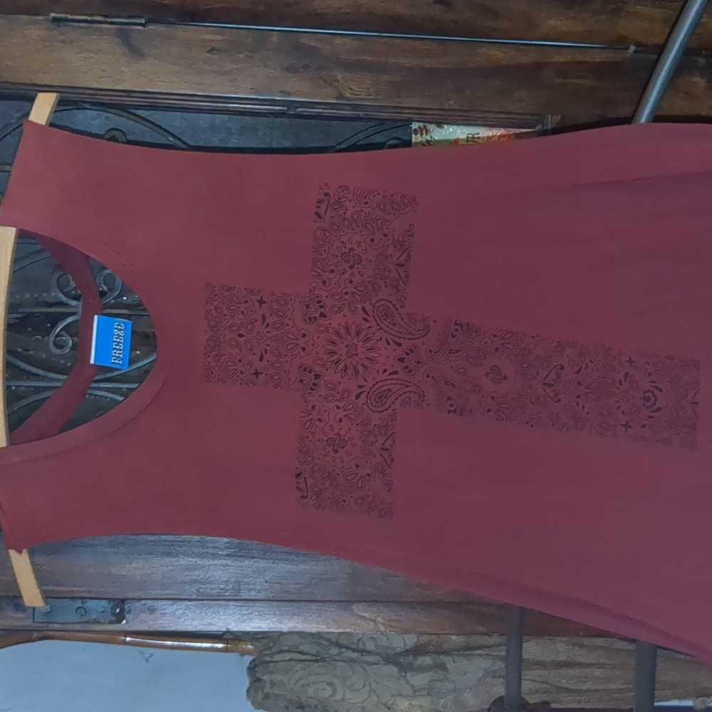 Freeze Sleeveless Cross Rust Tank